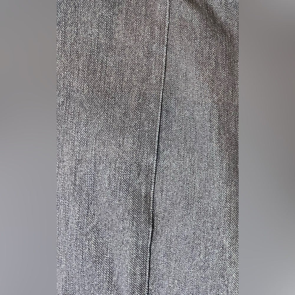 CHAPS | ladies denim pencil skirt. Size: L - Picture 3 of 8